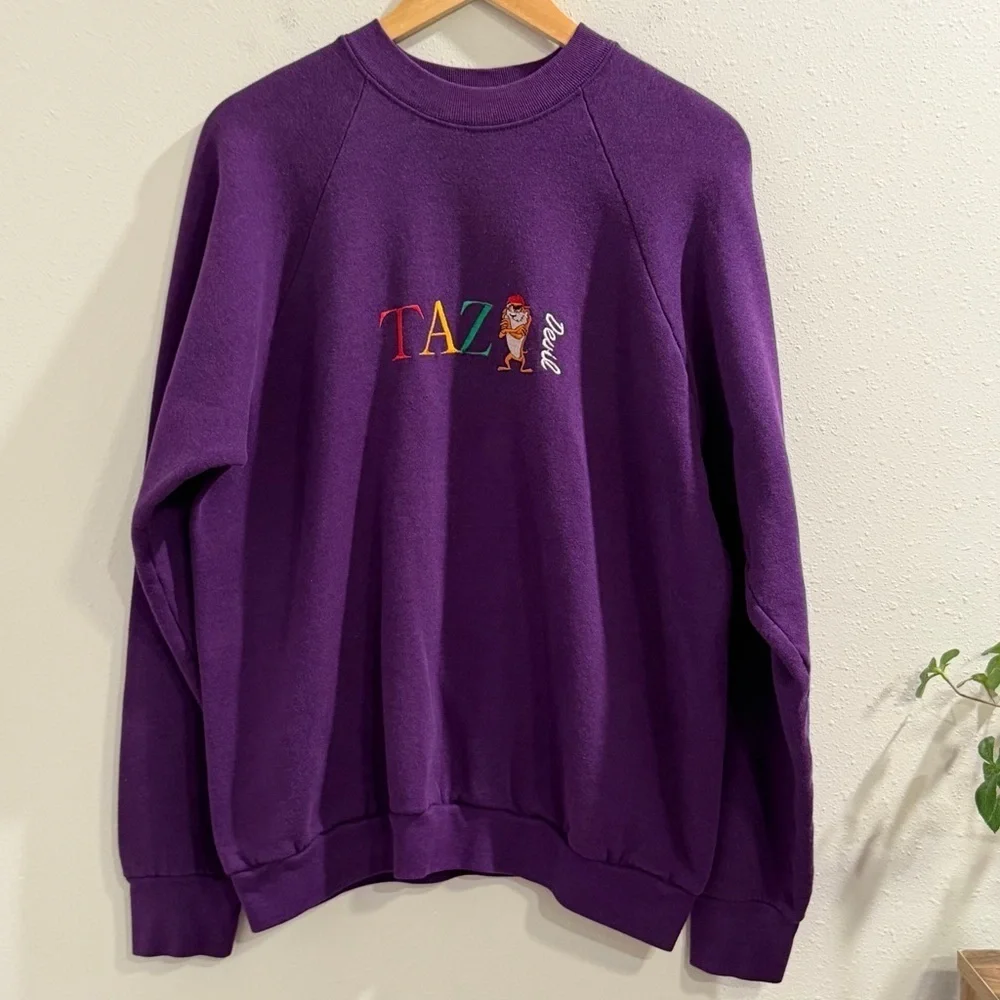Vintage Fruit Of The Loom XL Looney Tunes Taz Devil Sweatshirt USA Embroidered